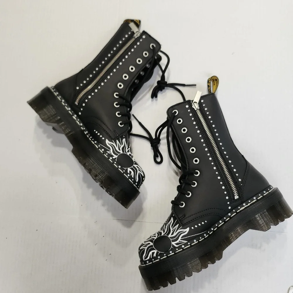 Unisex Sz M5/W6 Dr. Martens Platform Boots Jadon Hi Solar Flare Celestial Black